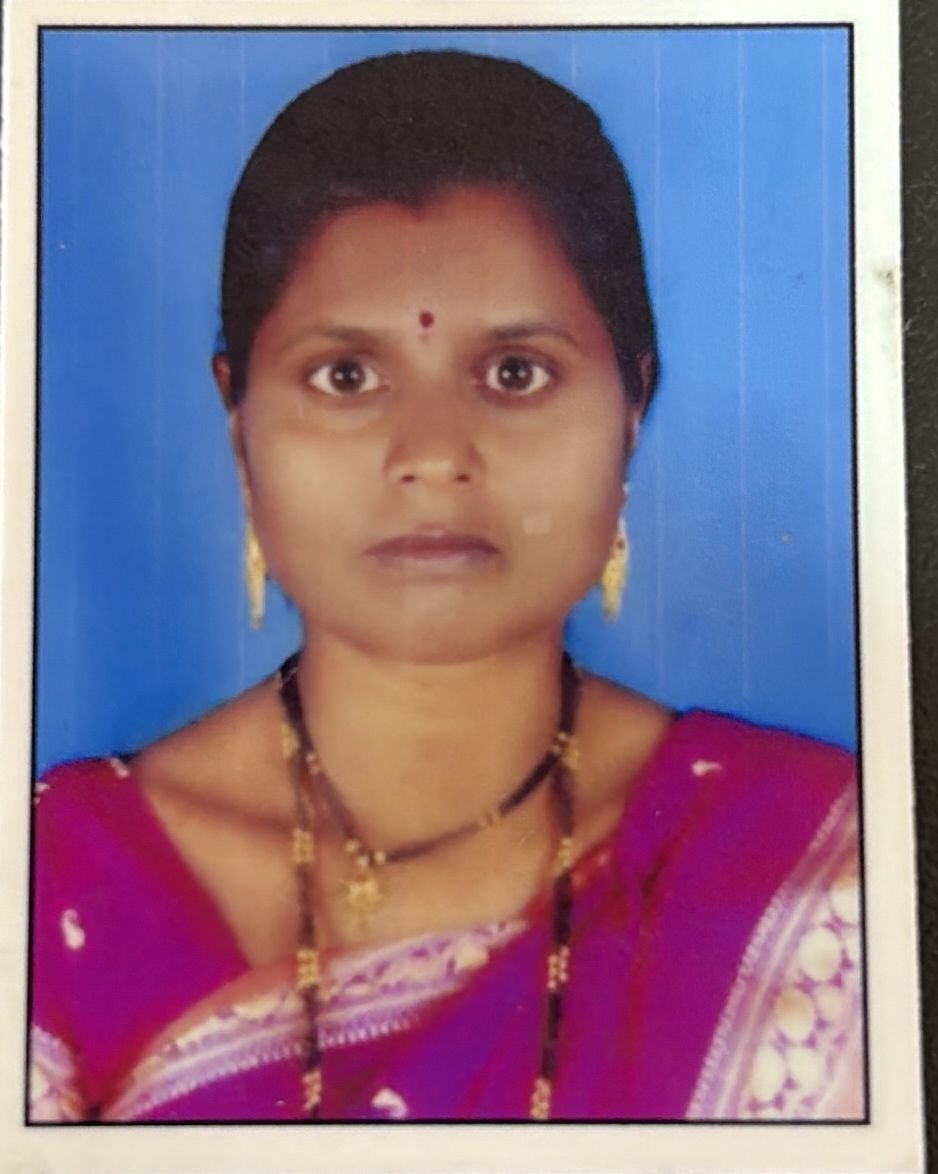 श्रीम.बारकी आंबो पारधी